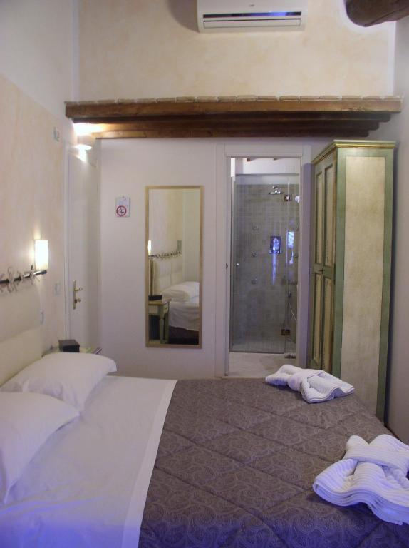 Superior Double or Twin Room,52157507:JPEG